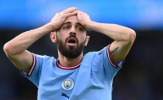 Bernardo Silva quá tải, Pep cần mạnh dạn thay đổi nhân sự
