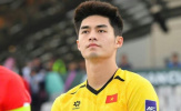 Trung Kiên thách thức vị trí của Văn Lâm ở tuyển Việt Nam