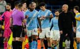 Pep mỉa mai màn ra mắt của trọng tài dù Man City chiến thắng