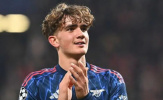 Arsenal giữ chân thành công báu vật Max Dowman