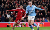Neville gọi VAR là kẻ phá đám sau trận Liverpool thua Man City
