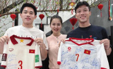 Trao áo đấu, Quế Ngọc Hải gửi thông điệp World Cup cho Đình Bắc