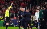 Mourinho nhận thẻ đỏ vì phản ứng dữ dội ở trận thua Real Madrid
