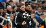 Howe khẳng định Newcastle không ngán Barca hay Chelsea