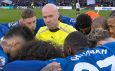 Trọng tài xen vào vòng hội ý Chelsea bị chê kiêu ngạo