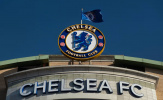 Đối thủ phẫn nộ khi Chelsea thoát trừ điểm