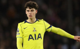 MU tận dụng khủng hoảng của Spurs để mua Archie Gray