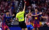 Ban trọng tài xác nhận Barca thoát thẻ đỏ trước Atletico