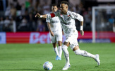 Neymar 'cày ải' cùng Santos để tranh vé dự World Cup