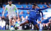 Vẻ hào nhoáng không cứu được hàng thủ mục nát của Chelsea