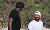 Beckham ngước nhìn thần tượng Michael Jordan ở Ibiza