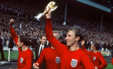 Con trai Jack Charlton trả lại huy chương World Cup vì thuế thừa kế quá khủng