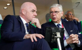 Danh tiếng của Wenger bị ảnh hưởng bởi mối thâm giao với Infantino