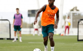 Giữa tin đồn đến Arsenal, Vinicius hé lộ cuộc trò chuyện với Mourinho