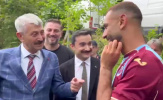 Salah ngơ ngác với món quà ra mắt kỳ lạ tại Trabzonspor