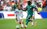 Liverpool tranh Lamine Camara với MU