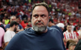 Chủ tịch Nottingham Forest kiện Crystal Palace vì băng rôn xúc phạm