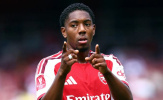 Chelsea và Man Utd từ chối chiêu mộ Myles Lewis-Skelly