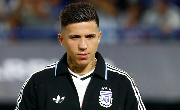 Chelsea ép Man City chi 120 triệu bảng vụ Enzo