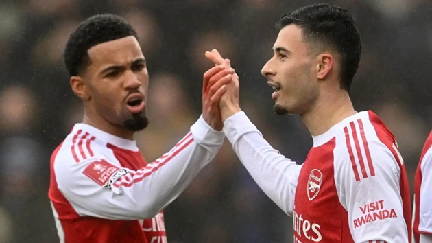 Arsenal bật đèn xanh bán Martinelli cùng Nwaneri