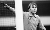 Cựu danh thủ Arsenal và MU qua đời ở tuổi 78