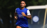 Barcelona chuẩn bị ngân sách lớn mua Lautaro Martinez