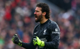 HLV Iraola thừa nhận Alisson khó đeo băng thủ quân Liverpool