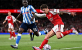 Tzolis rực sáng, Arsenal tự tin đấu vụ Alvarez