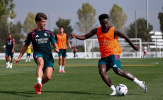 Real Madrid và nghịch lý Arda Guler - Vinicius