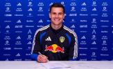 Leeds United chính thức đón thủ môn Michael Zetterer