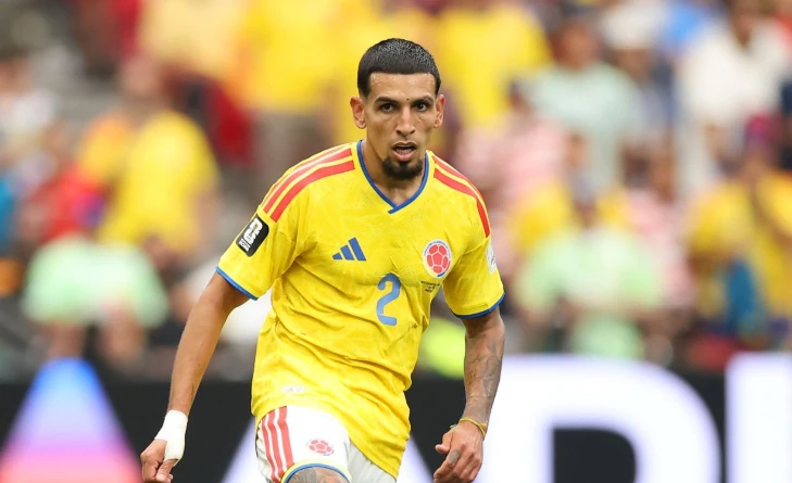 Nottingham Forest đạt thỏa thuận mua Daniel Munoz từ Palace