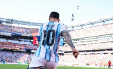 Lionel Messi và hành trình 22 năm phụng sự Albiceleste