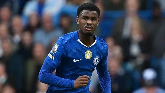 Hato tán dương tam tấu Chelsea trước đại chiến Arsenal