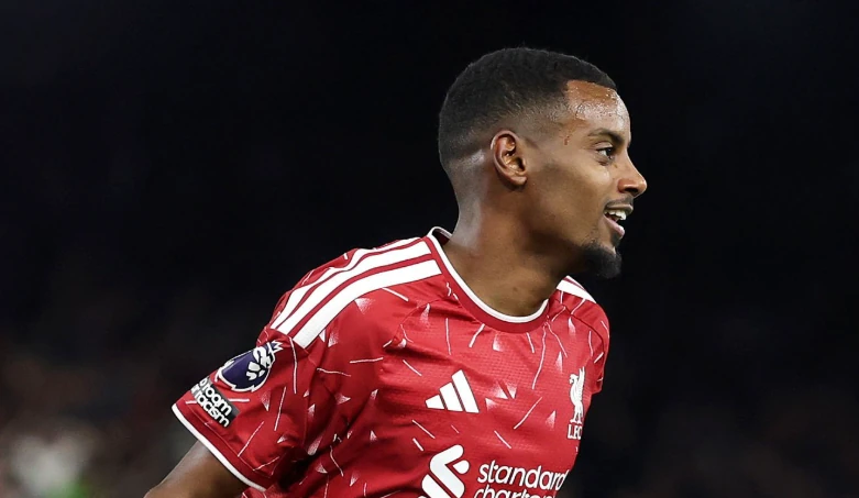 Van Dijk ca ngợi màn trình diễn đẳng cấp của Alexander Isak