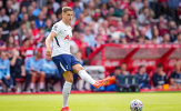 Arsenal từng nhắm bộ đôi Spurs trước khi mua Konsa