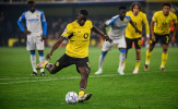 Guirassy rực sáng giúp Dortmund hạ Villarreal