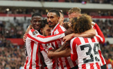 Thắng AZ 1-0, Sunderland phá dớp 52 năm tại châu Âu