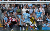 CĐV Man City phát cuồng với màn tái xuất của Jeremy Doku