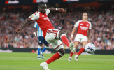 CĐV Arsenal đòi loại bỏ Saka