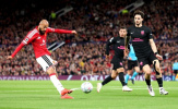 Carrick nên học Morocco cách dùng Mazraoui ở cánh trái