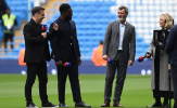 Gary Neville lo Ngoại hạng Anh sụp đổ như Serie A vì Man City