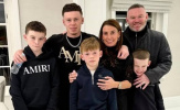 Con trai Wayne Rooney khóc nức nở khi bị Everton loại