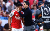 Micah Richards xót xa khi ngọc quý Arsenal phải dự bị