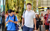 HLV Kim Sang Sik về quê nhà nghỉ ngơi sau FIFA ASEAN Cup