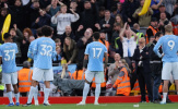 Neville gọi tiếng la ó nhắm vào Man City là điều tàn nhẫn