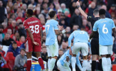 Carragher gọi thẻ đỏ của Gravenberch là quyết định gây sốc