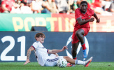 Manchester United quyết đấu Newcastle vì Daniel Banjaqui