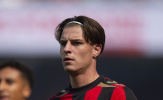 HLV Bournemouth bức xúc vì tin đồn Alex Scott