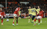 Madueke giải cứu, Arsenal vượt ải Nottingham Forest