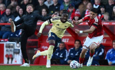 Huyền thoại Arsenal lo lắng tương lai Eze mờ mịt